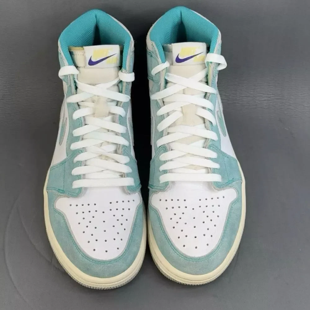 Jordan 1 Retro High Turbo Green Sneaker shoes men’s size 8.5
